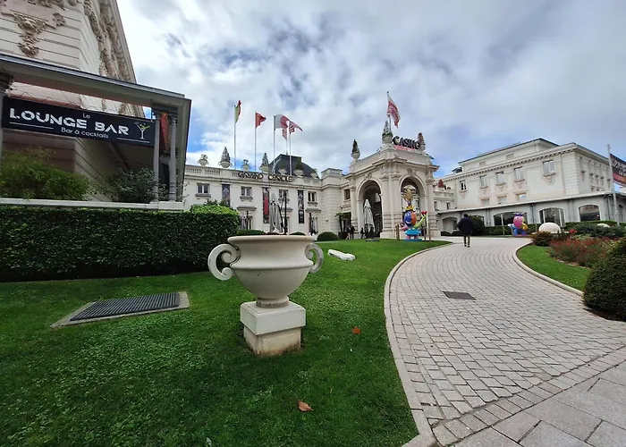 Equipe - Le Beau Site